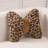Cojines de sofá con estampado de leopardo hechos a medida, suaves y cómodos, cojines para asiento de oficina, soporte lumbar, excelentes artículos decorativos para casas modelo