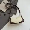 Bolsos Pequeños de Moda de Este Año para Mujer 2026 Nueva Moda Versátil Bolso Cruzado Súper Popular de Hombro Único Debajo del Brazo Bolso Cuadrado Pequeño