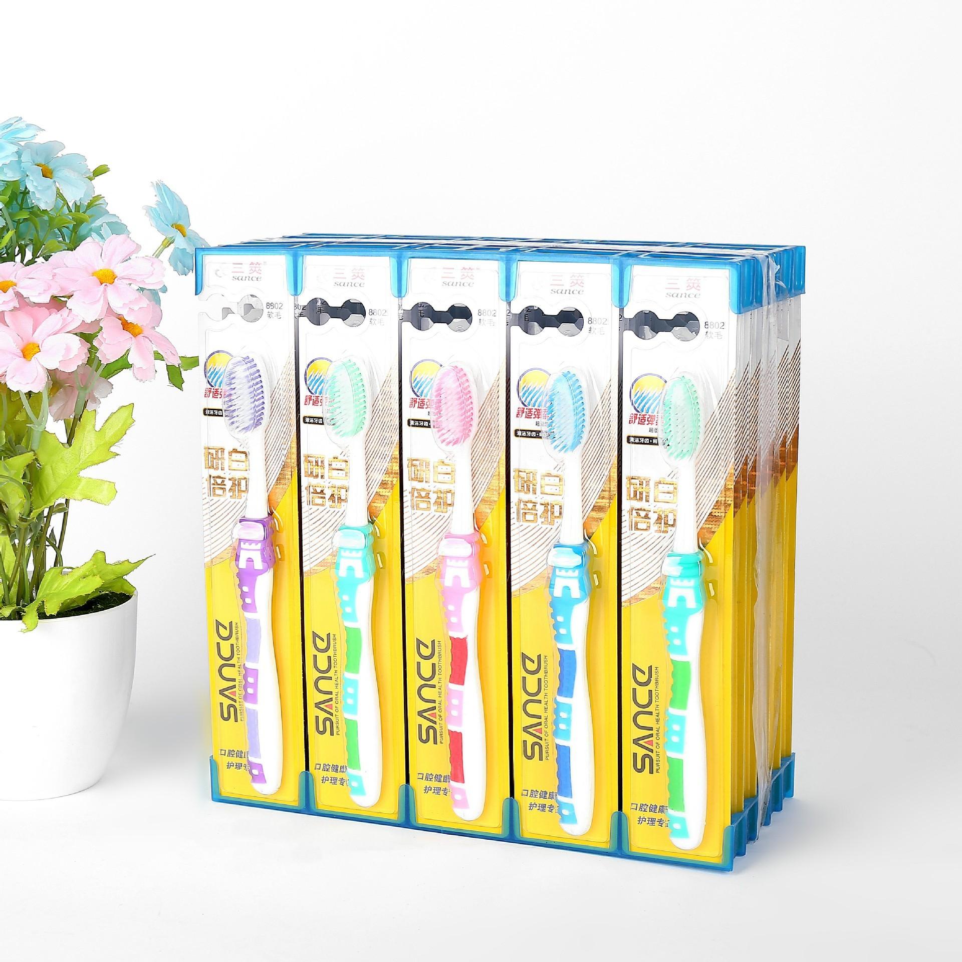 10957275008_2106002477