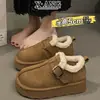 Botas de Neve Femininas de Couro e Lã com Solado Grosso, Sapatos de Cobertura Total Estilo Birkenstock, Sapatos de Algodão Quente com Forro de Lã e Espessados para o Inverno, Sapatos Peludos