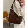 Bolsas Tejidas Retro Otoño e Invierno para Mujer 2025 Nueva Moda Bolso Tote de Alta Gama Gran Capacidad Bolso de Hombro/Axila
