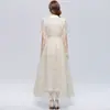 Vestido de renda bordada com temperamento elegante transfronteiriço, lapela, manga curta, caimento justo, cintura marcada, saia evasê que afina, com cinto