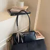 Bolsa de Ombro Versátil Exquisita e Fashion 2026 Elegante Laço Bolsa Feminina Fofa para Saídas de Férias Bolsa de Ombro
