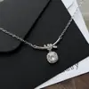 Collar de Cubo de Azúcar con Nudo de Cuerda para Mujer, Simple y Versátil, Lujo Ligero, Nicho, Diseño de Moda de Alta Gama, Colgante Cuadrado, Cadena para Clavícula