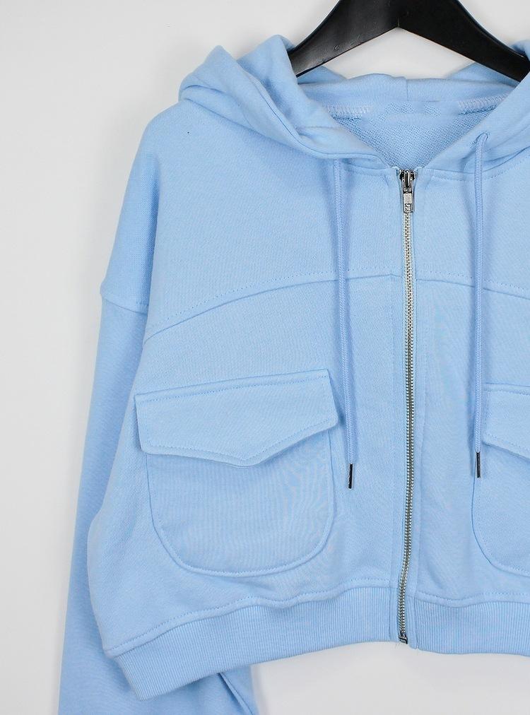 32-e7056c0a44e657228a5d8436841