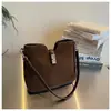 Bolsa Pequena Fosca Retrô Outono e Inverno para Mulheres 2025 Nova Versátil para o Dia a Dia Bolsa de Ombro Bolsa de Axila Bolsa Transversal Bolsa Saco