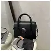 Bolso de mano pequeño para mujer transfronterizo 2025 nuevo y moderno, bolso de hombro y cruzado con un toque de nicho
