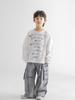 Camiseta Masculina Outono 2026 Novo Estilo Infantil Outono Versão Coreana Solta Manga Longa Estampada Versátil Camada Base Top Infantil