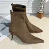 Botas ajustadas para mujer, nueva colección otoño/invierno 2026, de tacón bajo, botas tipo calcetín elásticas, tacón pequeño de estilo francés, punta fina, tacón de gatito, botines