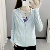 Chaqueta de Protección Solar para Mujer 2025 Verano Nueva Marca de Moda UPF50+ Seda de Hielo Transpirable Ultradelgada Manga Larga con Capucha Abrigo Casual