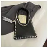 Bolso de Hombro Rivet Estilo Nuevo 2026 para Mujer, Bolso de Hombro de Alta Gama, Bolso Tote de Cuero Aceite Encerado Retro Versátil a la Moda