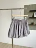 Falda blanca de mujer de cintura alta, nuevo estilo primavera-verano 2026, anti-exposición, adelgazante, falda tulipán casual, color sólido coreano, versátil