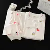Pijama nuevo para niños 2026, estilo fino de algodón nube de manga larga para primavera y otoño, colección de otoño, ropa de casa de moda para niñas pequeñas