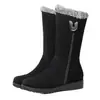 Botas de Neve de Inverno 2026 Novo Estilo com Forro de Fleece Quente de Cano Médio em Algodão Antiderrapante de Solado Plano Ins de Cano Alto Pelúcia para Mulheres