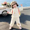 Conjunto de Sudadera y Pantalones de Algodón Chino para Niñas, Estilo Nuevo Primavera y Otoño 2026, Lindo Dibujo Animado, Versátil para Primavera Casual, Moderno