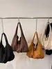 Bolsa de Ombro da Moda Tendência, Novo Modelo Transfronteiriço, Cor Sólida, Versátil, Grande Capacidade, Bolsa Casual para o Dia a Dia, Bolsa de Axila Feminina Estilo Coreano