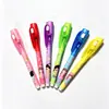 Pluma fluorescente, pluma invisible, pluma secreta mágica, pluma de escritura multifuncional para estudiantes, divertida pluma con luz LED UV al por mayor