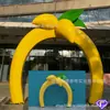 Arcos de cogumelo de fibra de vidro feitos sob medida para vitrines de shoppings, instalações em ruas comerciais ao ar livre e decorações de entrada de playgrounds infantis