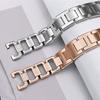 Correa ajustable con diseño de diamante de metal hueco en forma de D para Apple Watch.