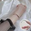 Versión Coreana del Popular Nuevo Pulsera con Letra H para Mujer, Pulsera Cuadrada Geométrica Simple y Única Retro con Diseño de Nudo Creativo