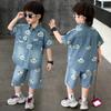 Conjunto de Verano de Panda para Niños con Mangas Cortas de Mezclilla 2026 Nuevo de Moda Ropa Infantil para Bebés Niños Celebridad de Internet Moda Callejera Tendencia en Ropa Infantil