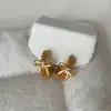 Pendientes de lazo de corona hueca de encaje inspirados en el diseño para mujer, pendientes de moda retro de lujo ligero personalizados