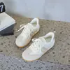 Zapatos de Mujer Talla Grande 41 a 43 Zapatos Planos Blancos para Mujer Estilo Otoño 2026 Zapatos de Entrenamiento Alemanes Retro Versátiles Casuales Deportivos Zapatos de Tabla