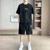 Conjunto Duas Peças Masculino de Verão Novo Camiseta Top Manga Curta Desgastada Solta Shorts Fresco Respirável Conjunto Solto