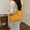 Bolsa de hombro tejida de gran capacidad para mujeres jóvenes, versátil para el uso diario, estilo coreano, verano, nueva bolsa de oficina 2026