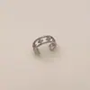 Design Simples de Luxo Leve Nicho Senso de Moda Versátil Senso de Alto Padrão Prata Esqueleto de Orelha Personalidade Elegante Exquisite Brincos para Mulheres