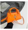 Bolso de mano personalizado de moda Primavera 2025 Nuevo bolso de hombro elegante y popular de este año Bolso de mano para ir al trabajo Bolso bandolera