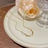Joyería Transfronteriza Europea y Americana Moda y Exquisito Colgante Nicho Cadena Clavicular No Descolorante Oro de 18K Acero Titanio Accesorios de Collar para Mujer