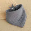 Toalla triangular de color liso, cuatro capas de algodón puro, babero para bebé recién nacido, babero de alimentación para bebé, paño suave para eructar de bebé