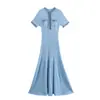 AliExpress explosões atacado Francês elegante 20225 primavera nova moda simples Costura jeans vestido de malha feminino