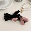 Pinza de Plátano de Terciopelo de Alta Gama Estilo Coreano Pinza Giratoria de Moda para la Parte Posterior de la Cabeza Nuevo 2025 Pinza para Cola de Caballo Accesorio para el Cabello