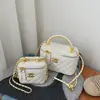 Bolso Nuevo para Mujer 2026 Bolso de Hombro Bolso Cruzado Versátil Acolchado Estilo Chanel Moda Versión Coreana Elegante Caja Bolso Pequeño