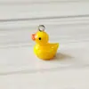 Nuevos Accesorios de Resina de Pato Amarillo de Dibujos Animados Lindos Colgante de Pato DIY Pendientes Pendientes Collar Pulsera Colgante