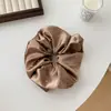 Scrunchie de Cor Sólida com Strass de Alta Qualidade para Mulheres, Elástico de Cabelo de Cetim, Corda de Cabelo Elegante e Suave para Coque, Acessório de Cabelo de Primavera