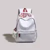Mochila Casual Simple de Estilo Nuevo para Verano 2026 para Estudiantes, Alto Valor Estético, Gran Capacidad, Bolso Escolar con Bordado de Letras Personalizado