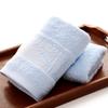Toalla de fibra de bambú 125g toalla facial gruesa de fibra de carbono de bambú suave absorbente al por mayor toalla de regalo personalizada variedad