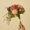 Ramo de Rosas Artificiales con Bordes Difuminados, Flores de Seda, Flores Falsas para Boda, Accesorios de Fotografía, Flores de Mano de Alta Gama