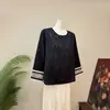 [Li] Nueva camisa base de cuello redondo con lentejuelas y estampado de calabaza jacquard estilo chino, nueva colección otoño 2026, simple y versátil