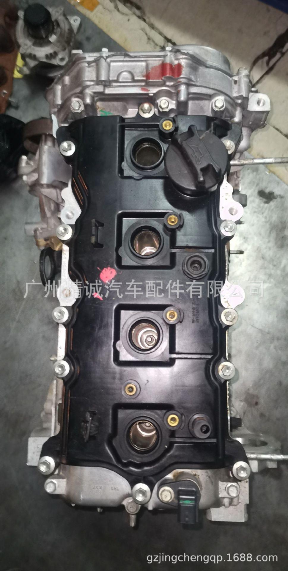 日产奇骏2.5 QR25发动机1