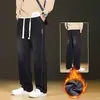 Pantalones largos casuales para hombre, de invierno, forrados de polar, gruesos, cintura elástica, pierna recta, corte holgado, pierna ancha, estilo ropa de trabajo, nueva colección primavera/otoño