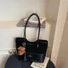 Bolsa Tote de Gama Alta de Nicho Otoño/Invierno Nueva Moda 2025 para Mujer Bolso de Hombro Único para Debajo del Brazo Bolso Versátil para Artículos Varios