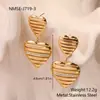 Moda Transfronteriza Europea y Americana Temperamento Pendientes de Acero Inoxidable en Forma de Corazón Pendientes de Diamantes de Lujo Ligero Femeninos Pendientes al por Mayor