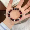 Conjunto Popular de Quatro Peças de Contas Quebradas Vermelho Cereja Pulseiras Luxo Leve Estilo Menina Pulseira de Melhor Amiga Presente