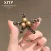 Pinza para el Cabello de Lujo Ligero con Estrella de Cinco Puntas y Pedrería Versátil para la Parte Trasera de la Cabeza Flequillos Pinza Lateral para Niñas Recoger Cabellos Sueltos Pinza de Presión Pinza de Pato