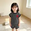E-commerce Transfronteiriço Novo Estilo Roupas para Meninas Conjunto de Camiseta Listrada Top com Laço Shorts Manga Curta Infantil Simples Duas Peças