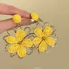 Coleção de Brincos de Flor de Rattan Vintage! Design Único com um Charme Trançado Estilo Francês, Novos Brincos e Tarraxas no Atacado